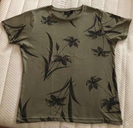 T-shirt Immod vert olive, fleurs noires, taille S
