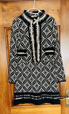 Kleid No-Na schwarz weiss gemustert Grösse M