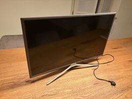 Samsung TV 32 Zoll Full HD Smart TV K5570 Series 5