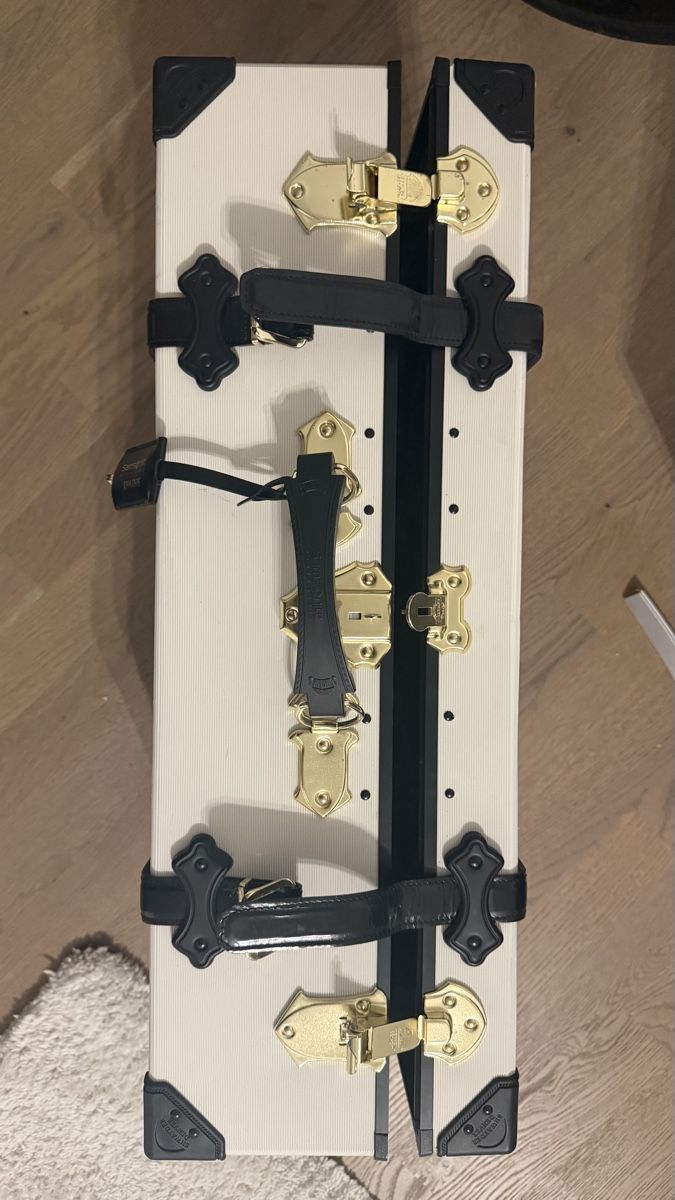 Samsonite Valigie: Samsonite Black Label Trunk Vintage weiss – Usato da Zürich venduto da joy_56l9 3