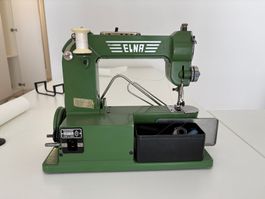 Machine à coudre ancienne Elna