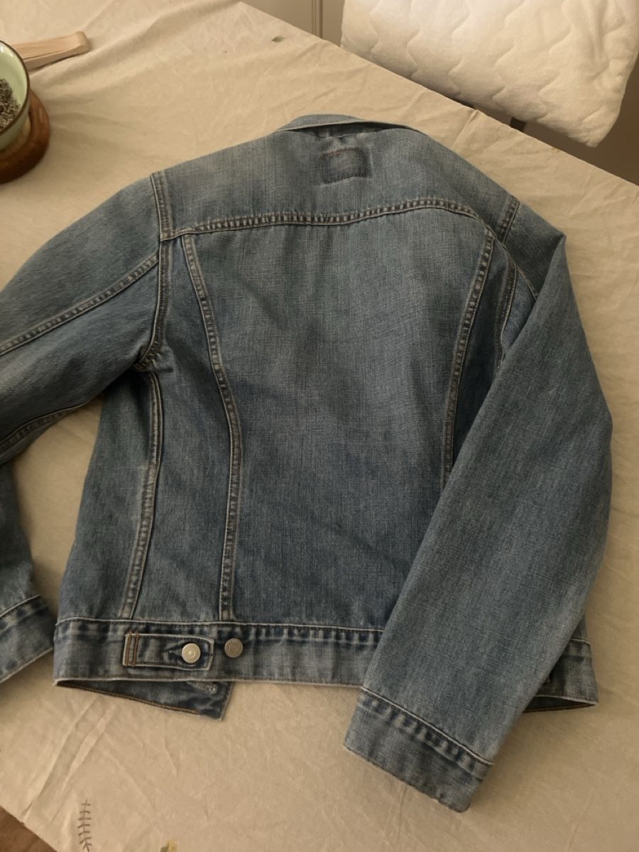 Levi's Giacche: Levi’s Damen jeansjacke – Usato da zürich venduto da blume8888 3