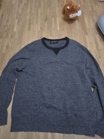 Pull Banana Republic Homme, Taille L, Parfait pour l'hiver