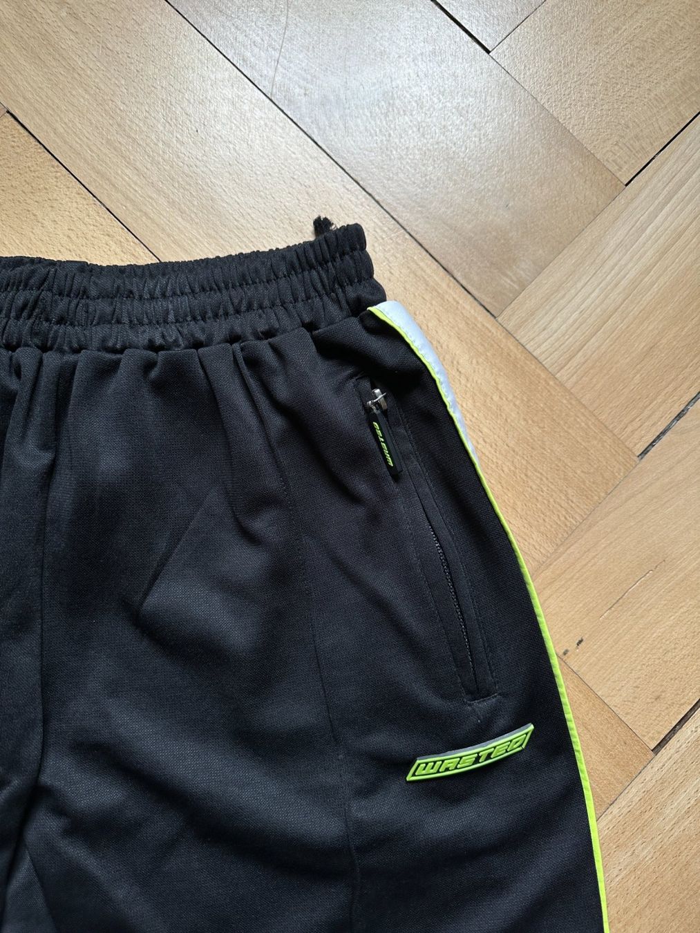 Pantaloni: WASTED PARIS - Shorts sportlich S – Usato da Zürich venduto da Diazaio 1