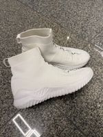 Weisse Damen Sneaker von bohoo Grösse 37. 