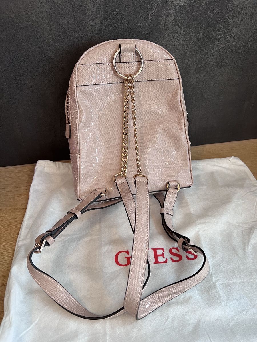 Guess Rucksäcke: Rucksack Guess rosa Steppoptik neuwertig – Neu (gemäss Beschreibung) aus Herbligen von nic_q8yn 1