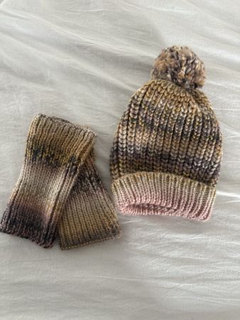 Set Kappe und Pulswärmer - neu