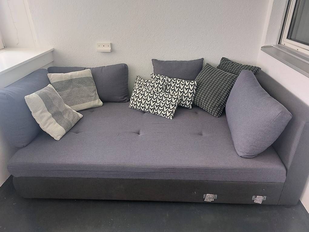 Sofas: Ecksofa (oder zwei Einzelsofas) – Gebraucht aus Sursee von mar_6cvv