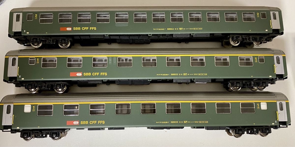 Liliput Modelleisenbahnen: UIC-X – Gebraucht aus Orbe von SMODELE 1