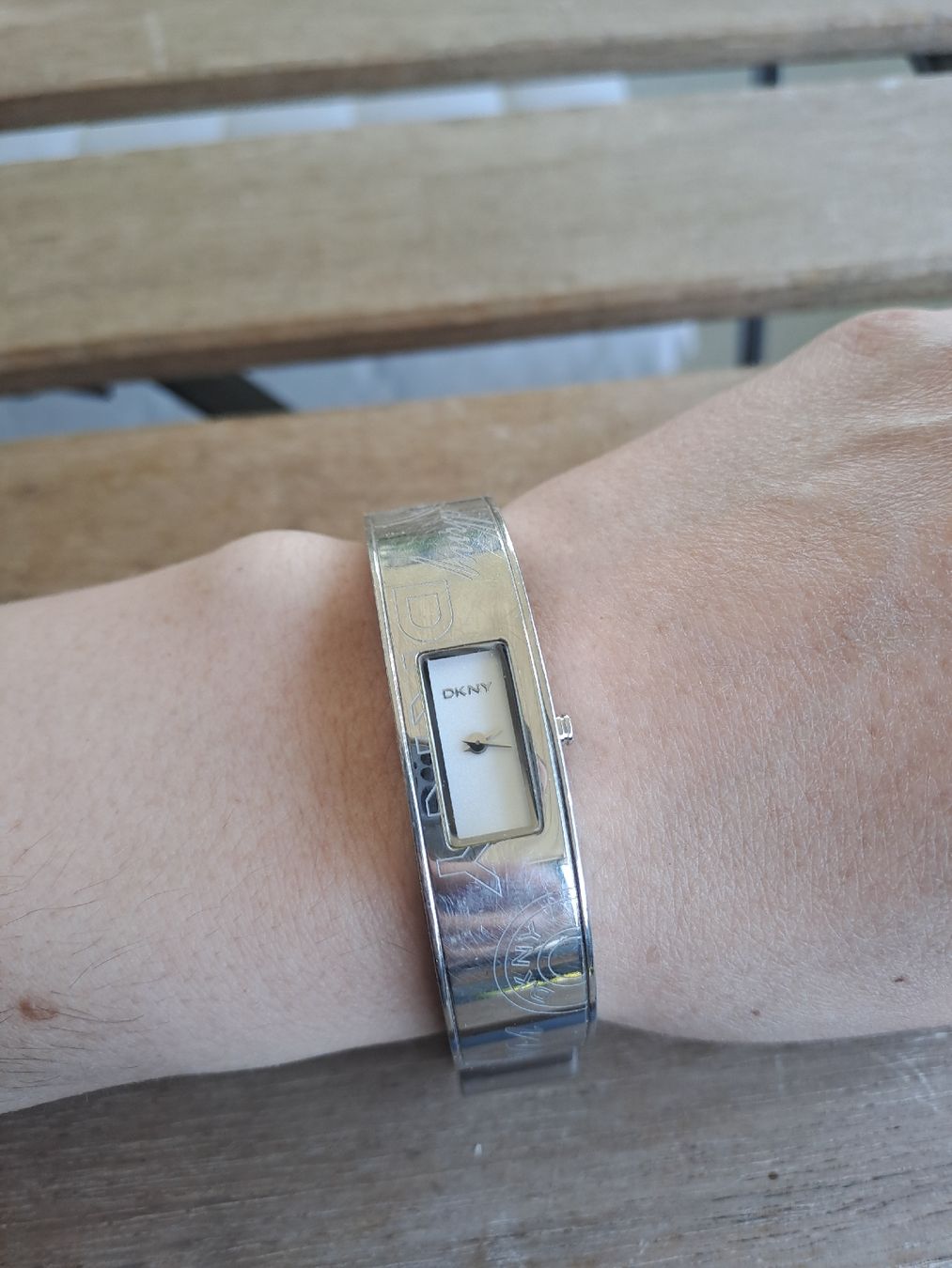 DKNY Bracciali & Braccialetti: Armbanduhr/Uhr/Markenuhr – Nuovo (secondo la descrizione) da Zollikofen venduto da mar_dsf6 1
