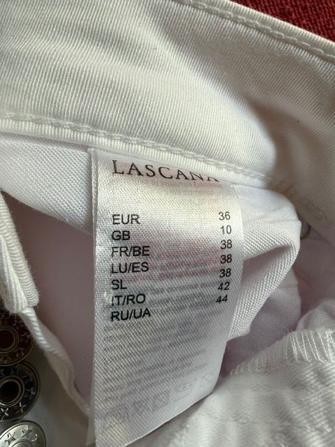 Lascana Pantaloni: Short Lascana – Nuovo (secondo la descrizione) da Enges venduto da cordec 2
