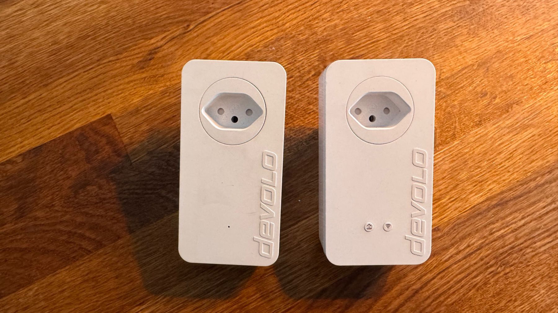 Devolo Unità & Adattatore: Devolo dLAN 550+ WiFi Starter Set (CH-Version) – Usato da Hünenberg See venduto da sajaz77
