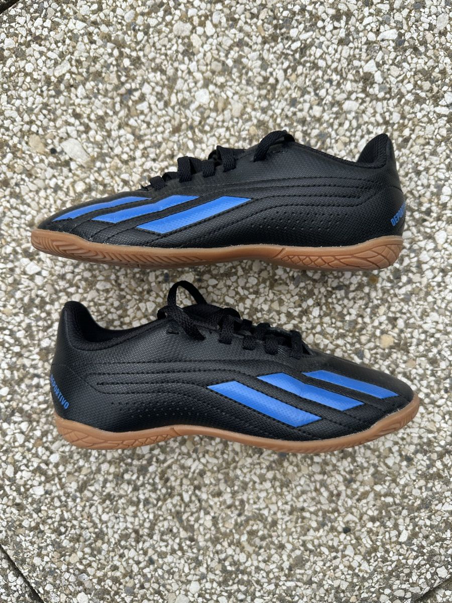 Adidas Scarpe da uomo: Fussball Hallenschuhe Gr. 32 – Usato da Zürich venduto da Lilly49 1
