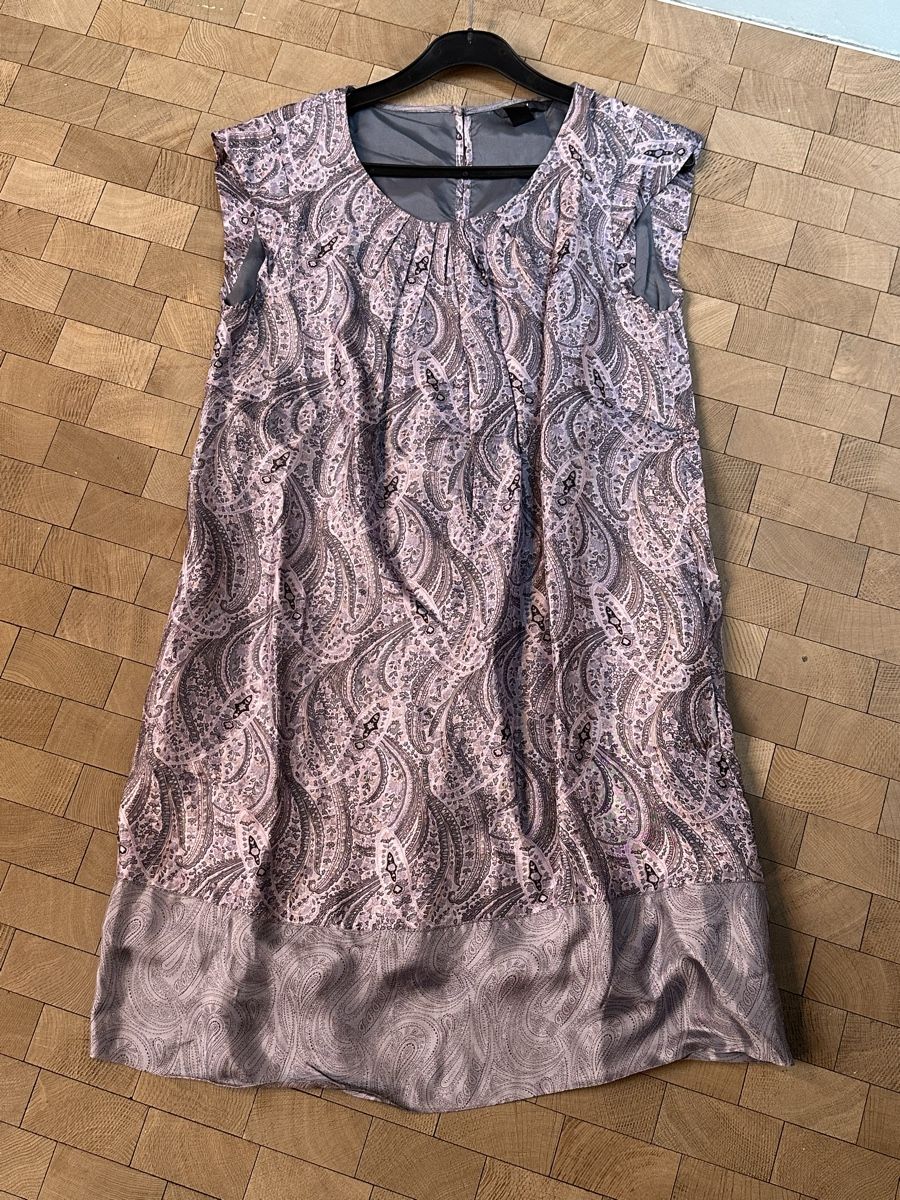H&M Vestiti: Kleid oder Tunika in Lila – Usato da Leuk-Stadt venduto da 2thcircle