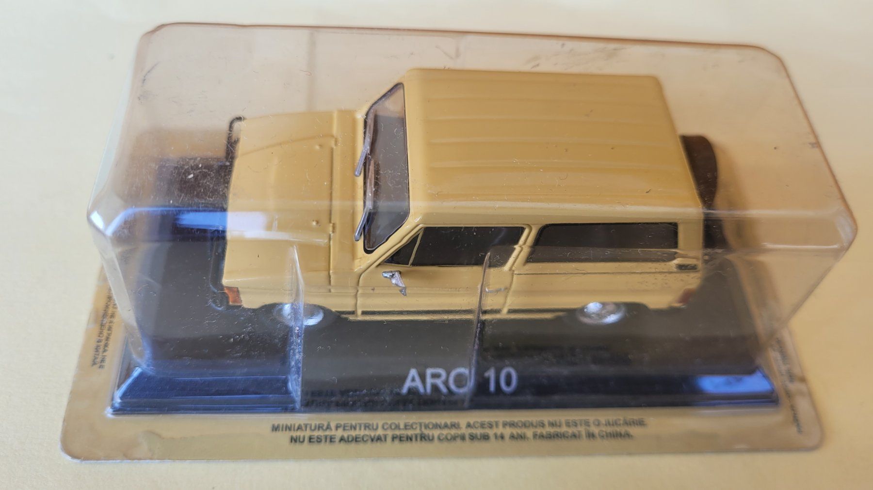 Modellini d'auto: ARO 10 - 1:43 DeA Collection presse – Nuovo (secondo la descrizione) da Domdidier venduto da Bimbo57 3