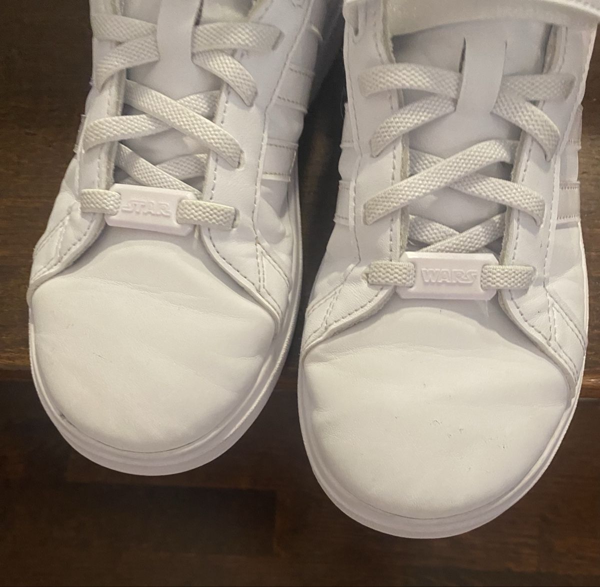 Adidas Chaussures garçon: Adidas Star war 35 – D'occasion à Le Noirmont par Chreeba 3