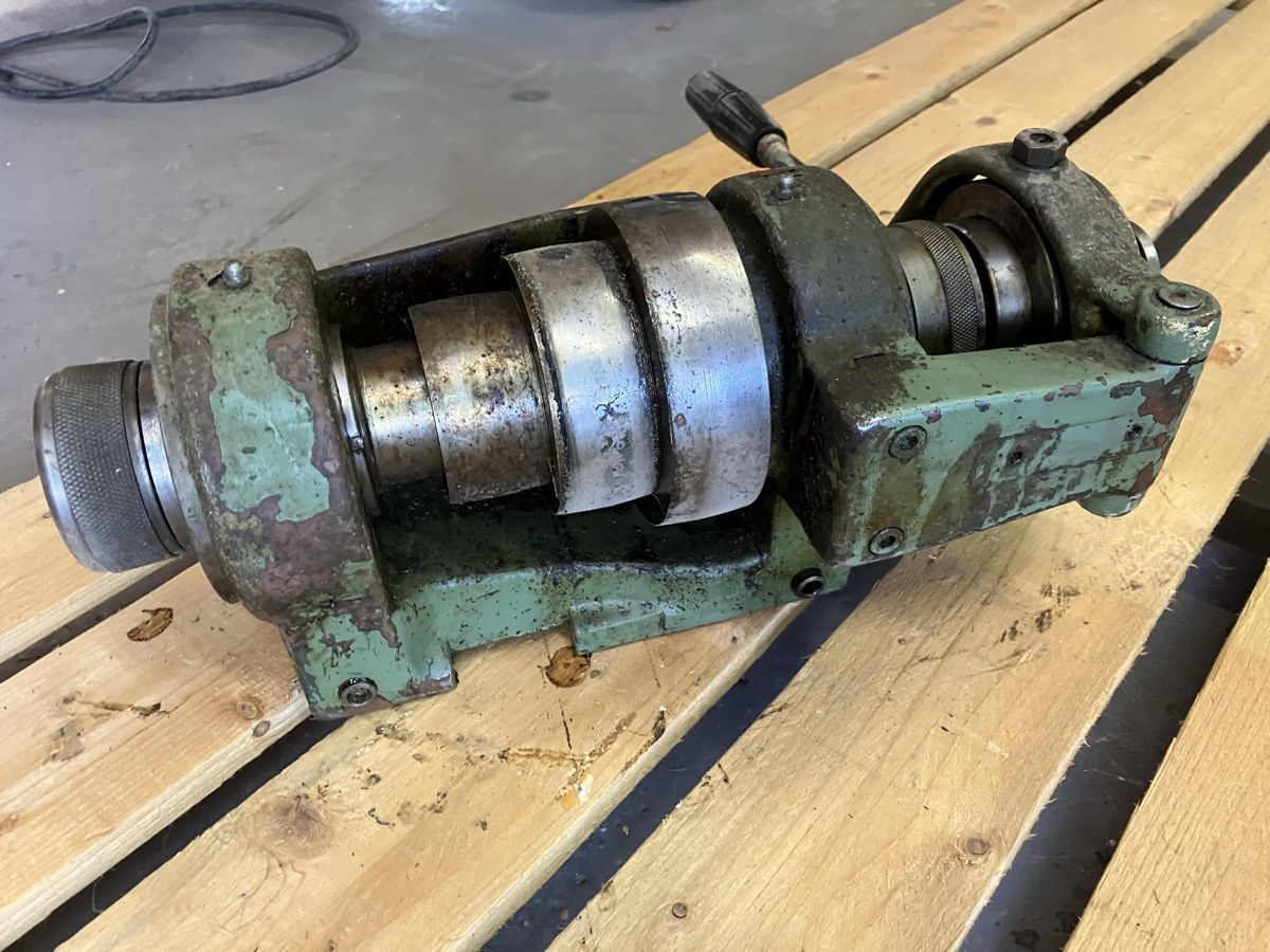 Schaublin Altro per industria metallurgica: Schaublin 102 Spindelstock mit Schnellspanner. – Usato da Herzogenbuchsee venduto da ttaazz79 2