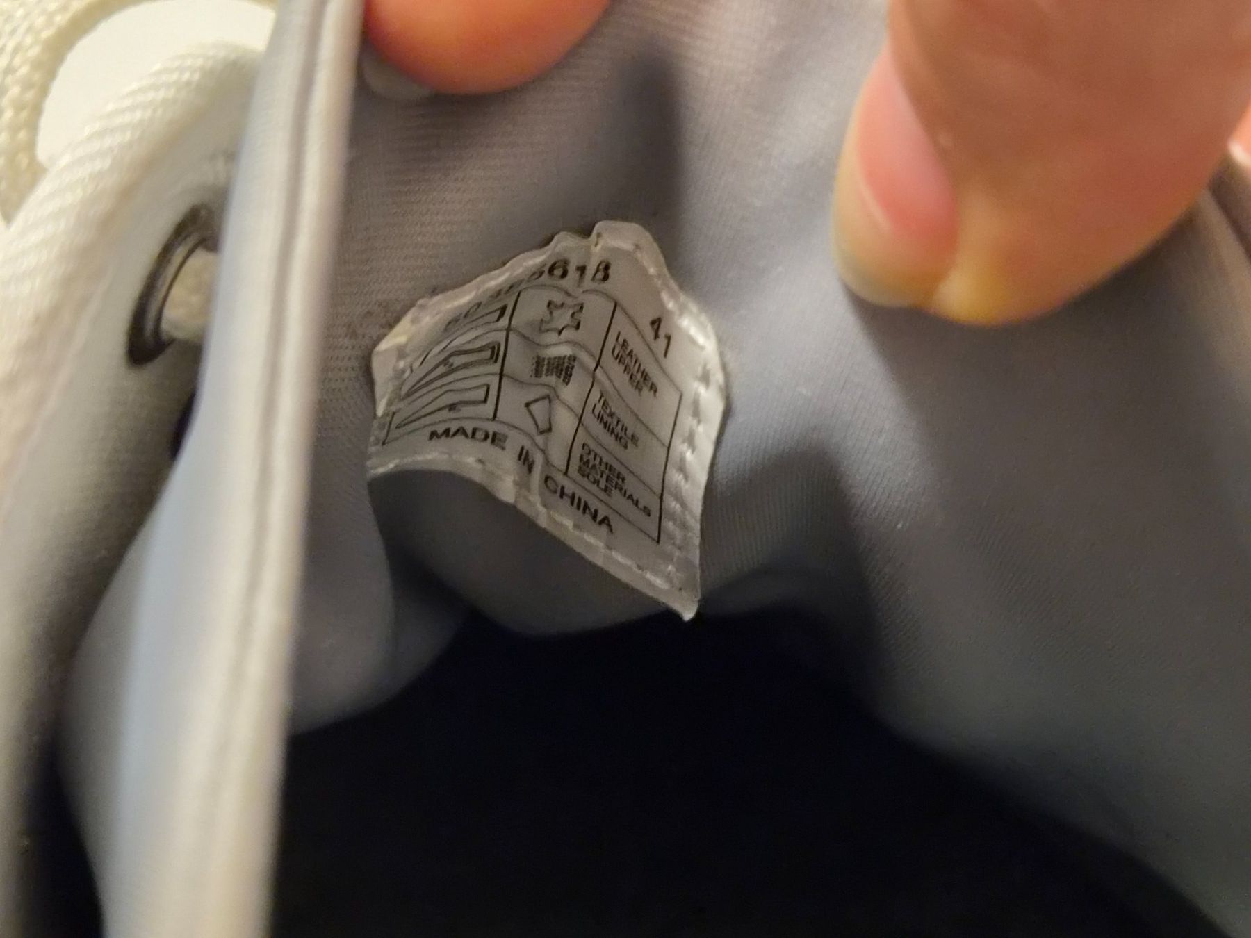 Hugo Boss Scarpe da uomo: Hugo Boss Sneaker weiss – Usato da Turgi venduto da abc_ 4