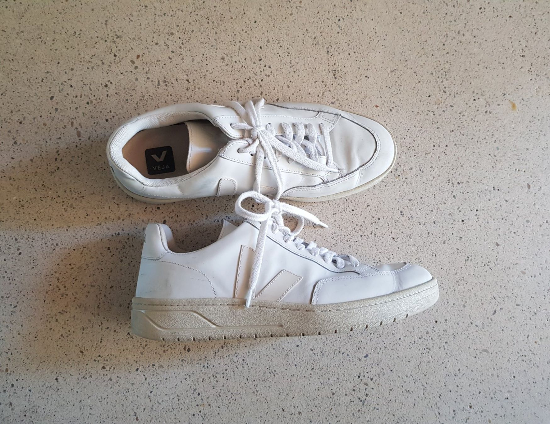 Veja Scarpe da uomo: Veja Herren Leder-Sneaker Grösse 42 – Usato da Basel venduto da fafa68 3