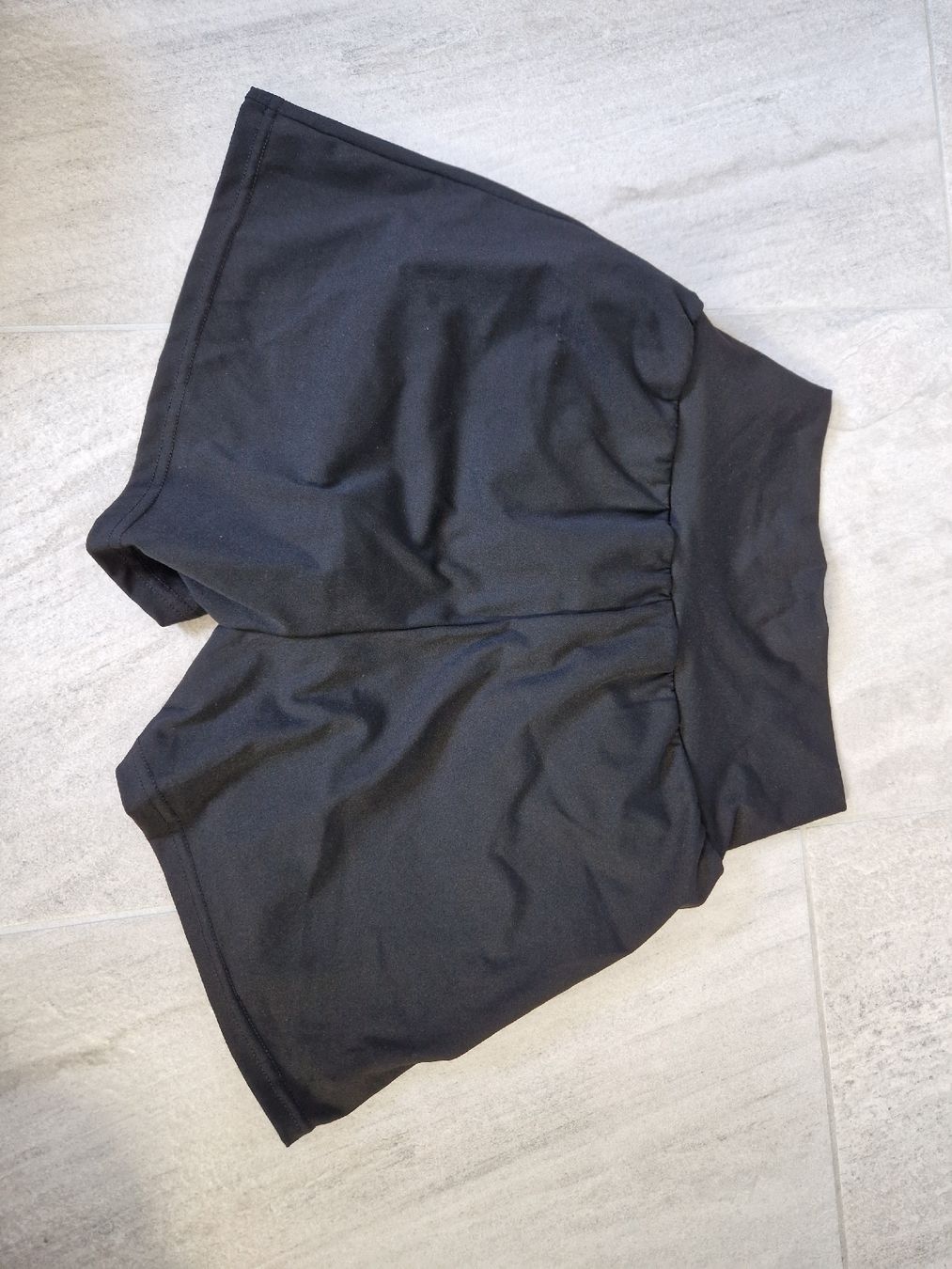 Pantaloni: Sporthose schwarz Grösse S – Usato da Rüti ZH venduto da lin_7tjp 1