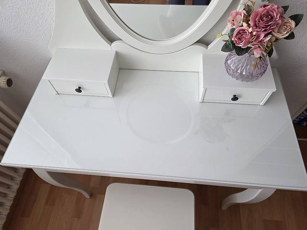 Tavoli da trucco: Schminktisch inkl. Blumenstrauss – Usato da Rain venduto da joa_9byc 2