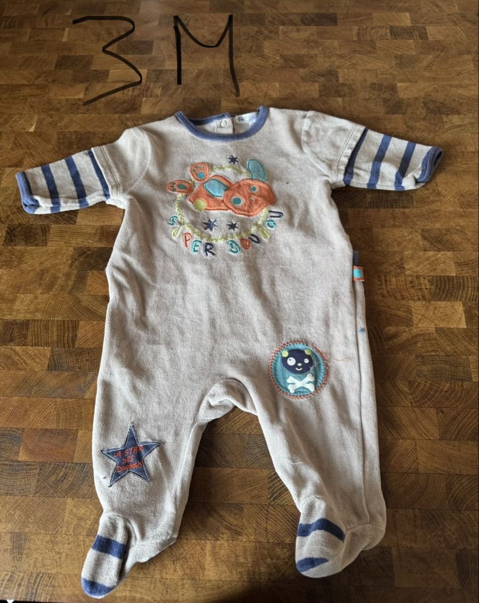 Pyjamas & Ähnliches: Pyjama bébé 3 mois  – Gebraucht aus Hérémence von aya_z9gs
