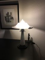 Sehr stilvolle Tischlampe