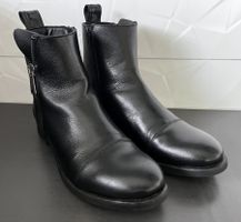 Paire de chaussures, bottines, noires de marque Replay