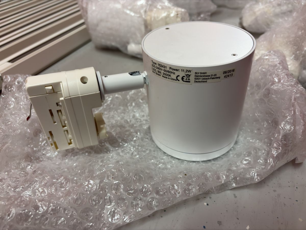 Kronleuchter & Deckenlampen: Track/rail LED spots for shop/store use – Gebraucht aus Nyon von tor_6gr5 5