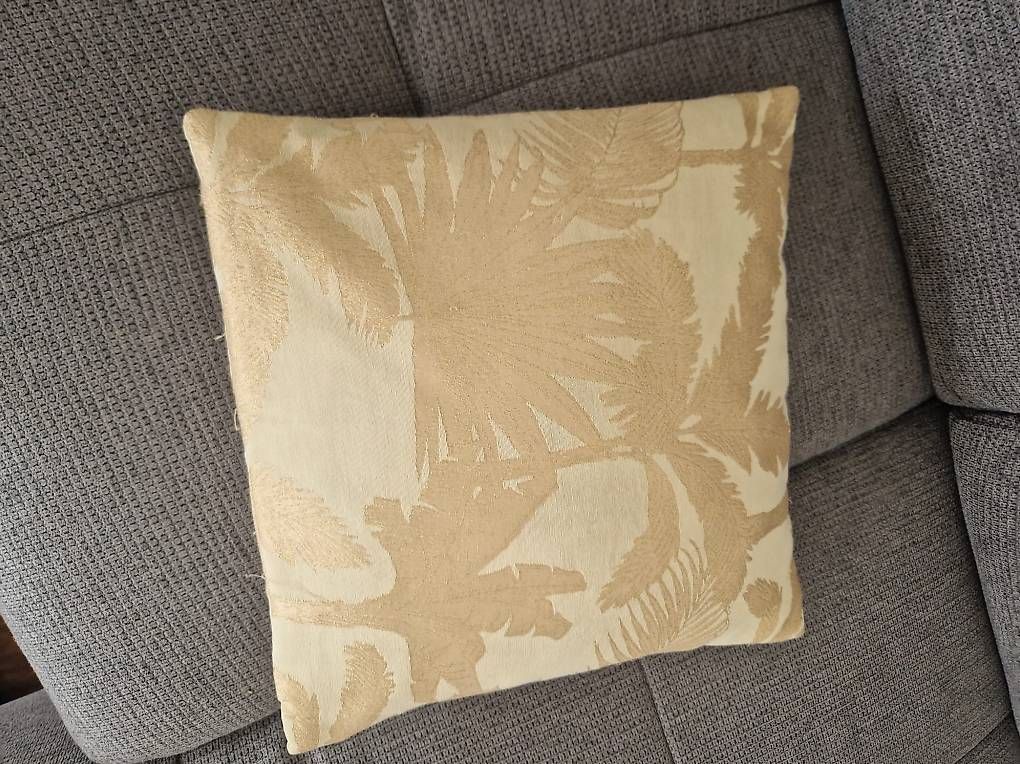 Cuscini: Sofa Kissen Set 5Stk. Maison du Monde – Usato da Fällanden venduto da fai_n5tr