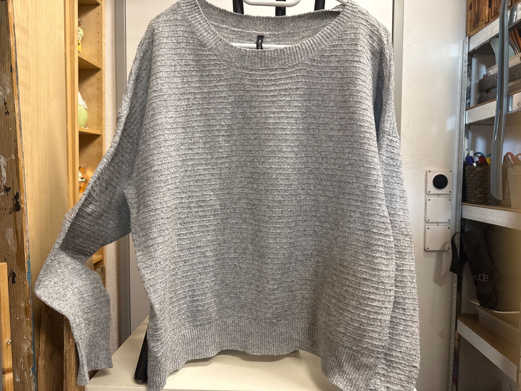 Maglioni & Felpe: flauschiger Strick Pullover XL – Usato da Amriswil venduto da used2use