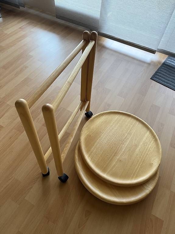 Tavoli: Beistelltisch rund, Holz massiv – Usato da Reinach BL venduto da Beutling 3