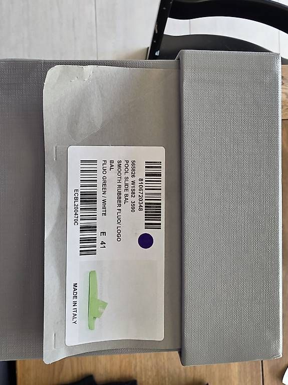 Scarpe da uomo: Pool slide Balenciaga rubber – Nuovo e nell'imballaggio originale da Davesco-Soragno venduto da gia_l9fy 2