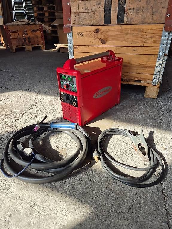 Saldatori: Fronius TIG Schweissanlage 220A – Usato da Tägerwilen venduto da geezee20