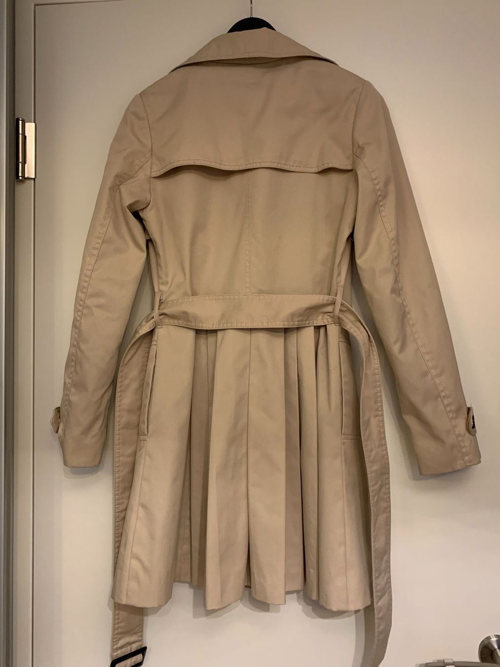 H&M Jacken: Trenchcoat – Gebraucht aus Lachen SZ von Swanche77 1
