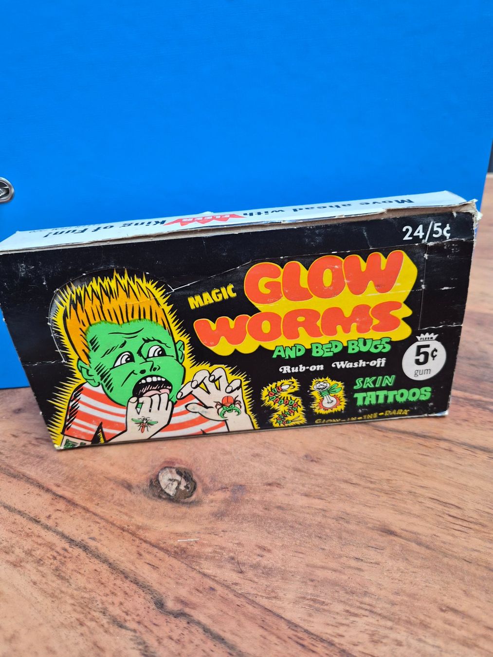 Sammelbilder & Trading cards: TRADING CARDS GLOW WORMS – Neu und originalverpackt aus Schönenberg ZH von heaangst