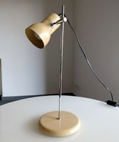 60 Jahre Neweba Tischlampe, Metall