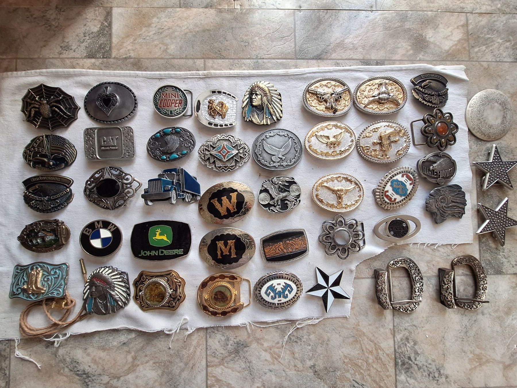 Fibbie per cinture: 43 Buckles/Ami-Gürtelschnallen – Nuovo (secondo la descrizione) da Peiden venduto da patgifics