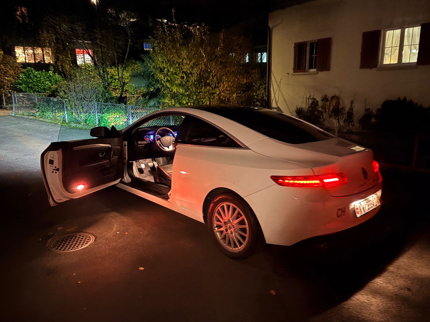Renault Automobili: Renault Laguna Coupe 2.0 GT – Usato da Stans venduto da Adoo07 2