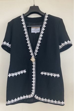 Ensemble VINTAGE très élégant jupe tailleur+veste
