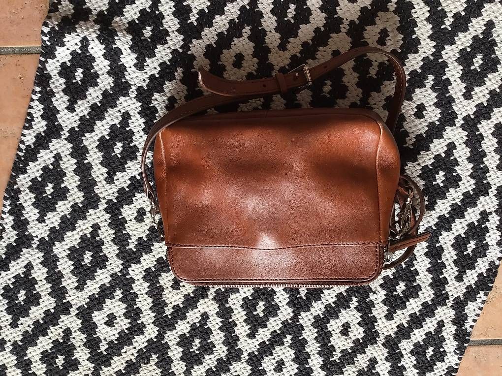 Fossil Sacs femmes: Sac à main cuir – D'occasion à Belprahon par dzu_rf59 2