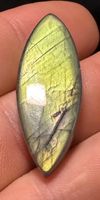 Wunderschönes Labradorit Cabochon von höchster Qualität