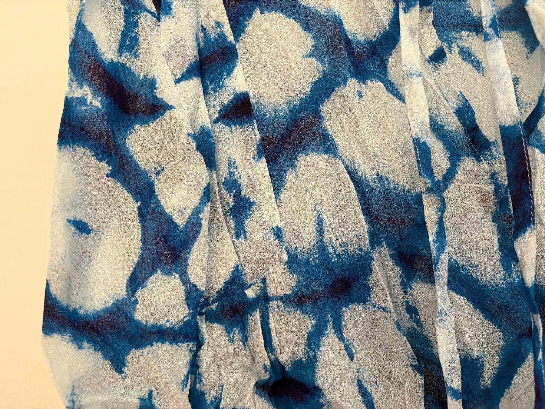 Nile Chemisiers: Wunderschöne Nile Bluse XS / S – D'occasion à Hombrechtikon par star8888 1