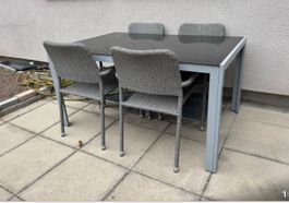 Gartentisch mit vier Stühlen Rattan Optik gebraucht