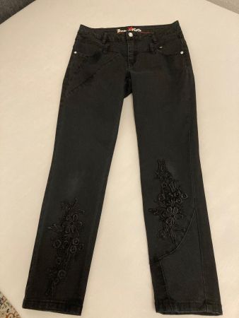 Buena Vista Damenjeans Florida XS schwarz mit Floralstick.