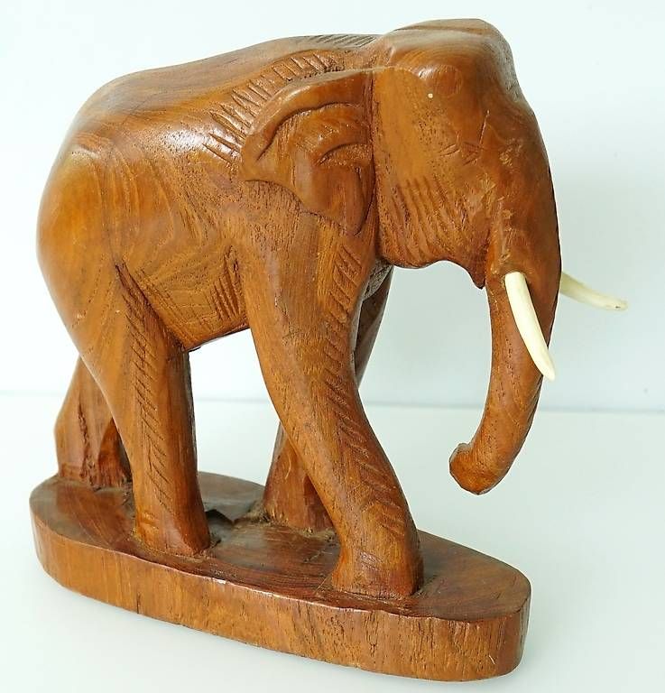 Figurines: Handgeschnitzter Elefant aus Holz – D'occasion à Sissach par glrpmpfk 1