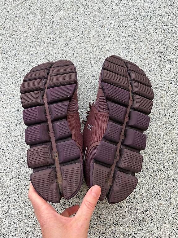 On Damenschuhe: on cloud Damen 40 – Gebraucht aus Zezikon von male81 2