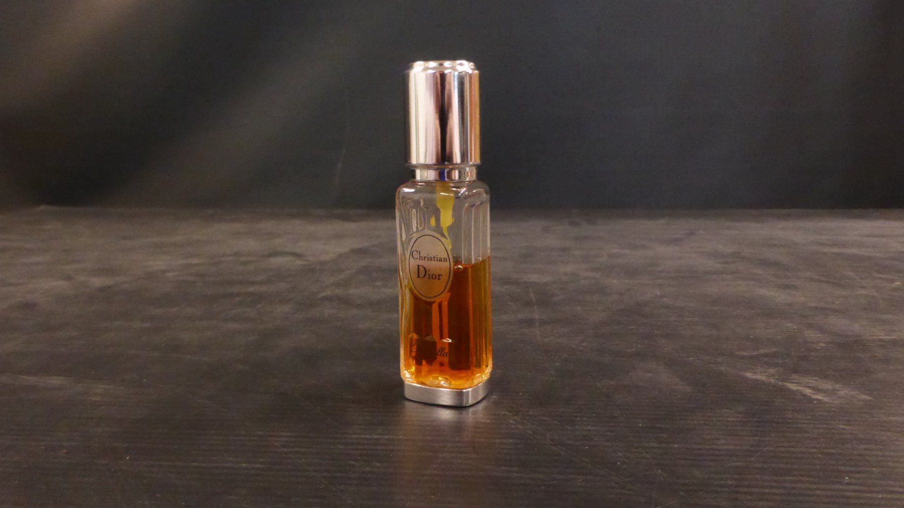 Dior Profumi & Eau de Toilette: Christioan Dior Diorella Parfum – Usato da Basel venduto da bk_brockibasel