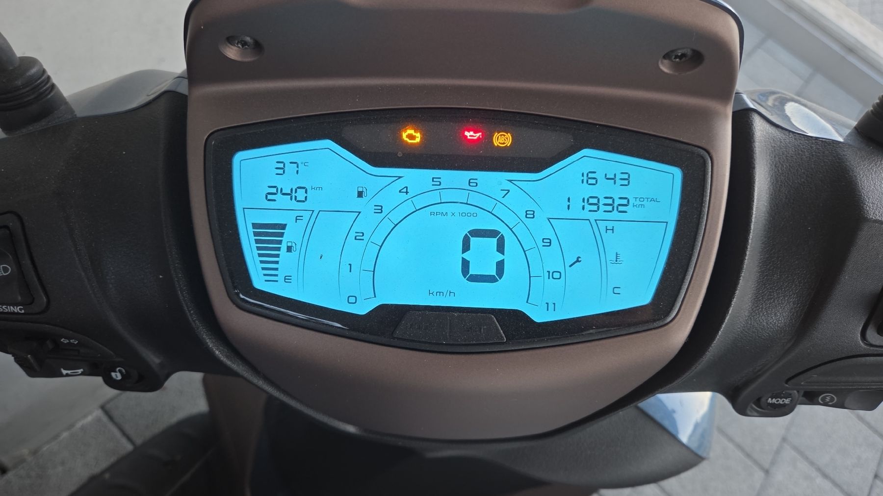Piaggio Scooters: Piaggio Medley 125 RST ABS – Gebraucht aus Dintikon von Salentino19822 6
