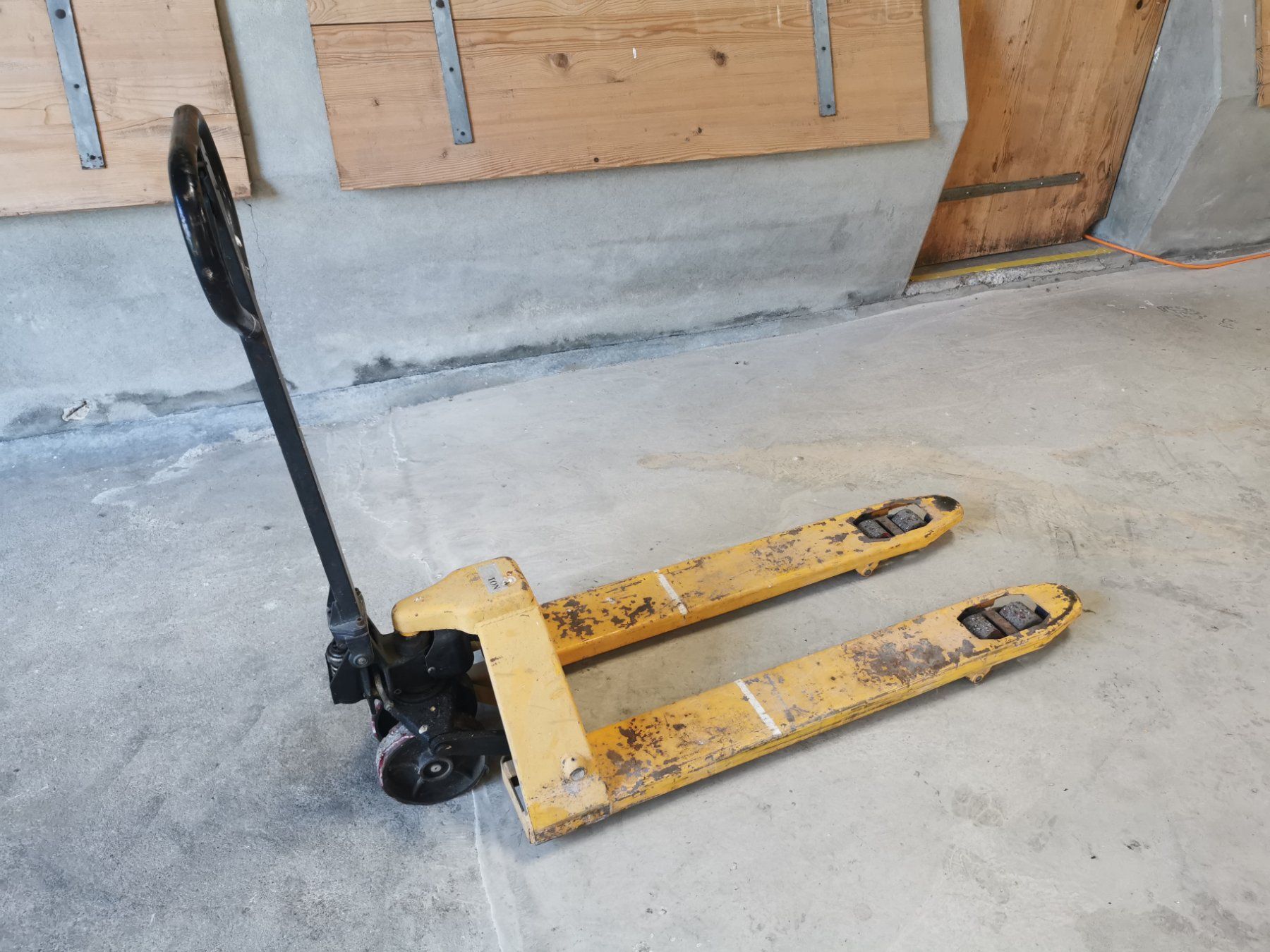 Carrelli elevatori e a forche: Pallettrolli / Hubwagen – Difettoso da Oberembrach venduto da Bienchen007 1